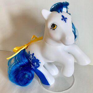 Fleur pony horse toy collectable Canadian Pony Collectors Extravaganza exclusive